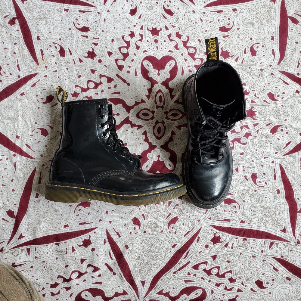 Patent leather docs
